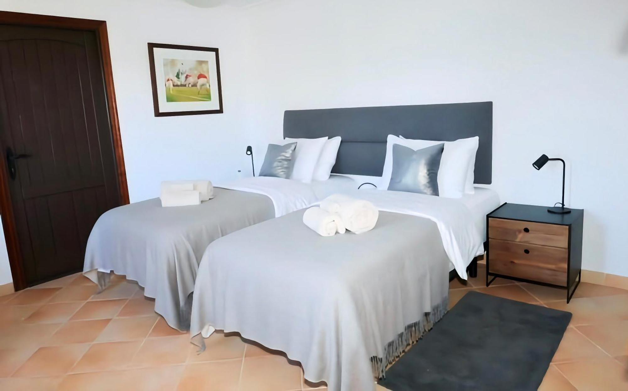 La Pina Verde Estepona Eksteriør billede